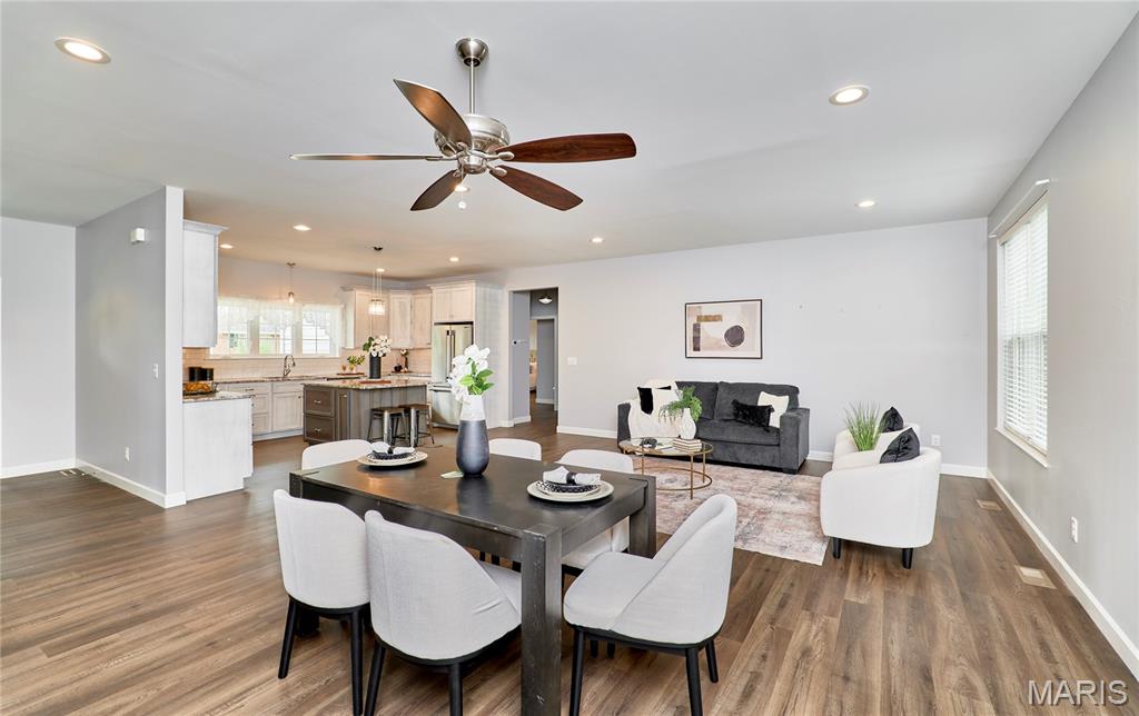 327 East 4th Street Waterloo, IL 62298 - Photo 7 of 29