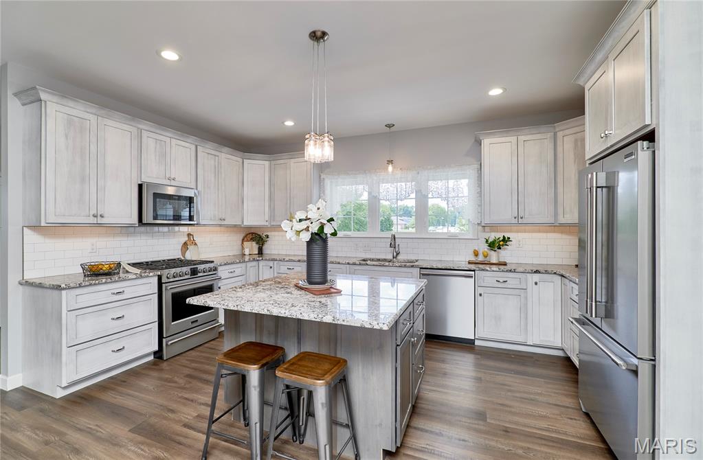 327 East 4th Street Waterloo, IL 62298 - Photo 10 of 29