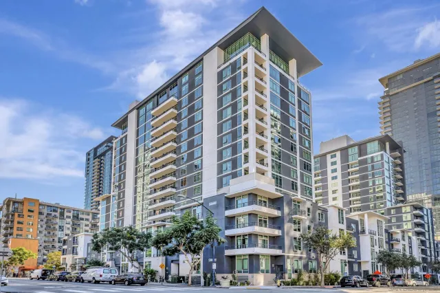 $479,000 | 425 West Beech Street, Unit 1353, San Diego, CA 92101