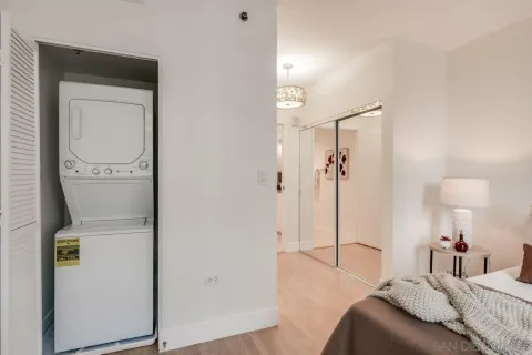 $479,000 | 425 West Beech Street, Unit 1353, San Diego, CA 92101