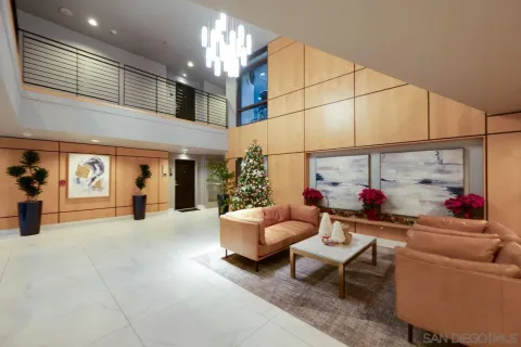 $479,000 | 425 West Beech Street, Unit 1353, San Diego, CA 92101