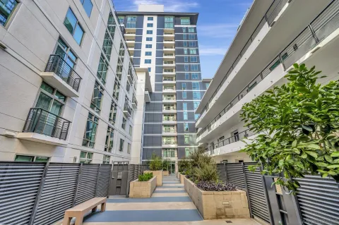 $479,000 | 425 West Beech Street, Unit 1353, San Diego, CA 92101