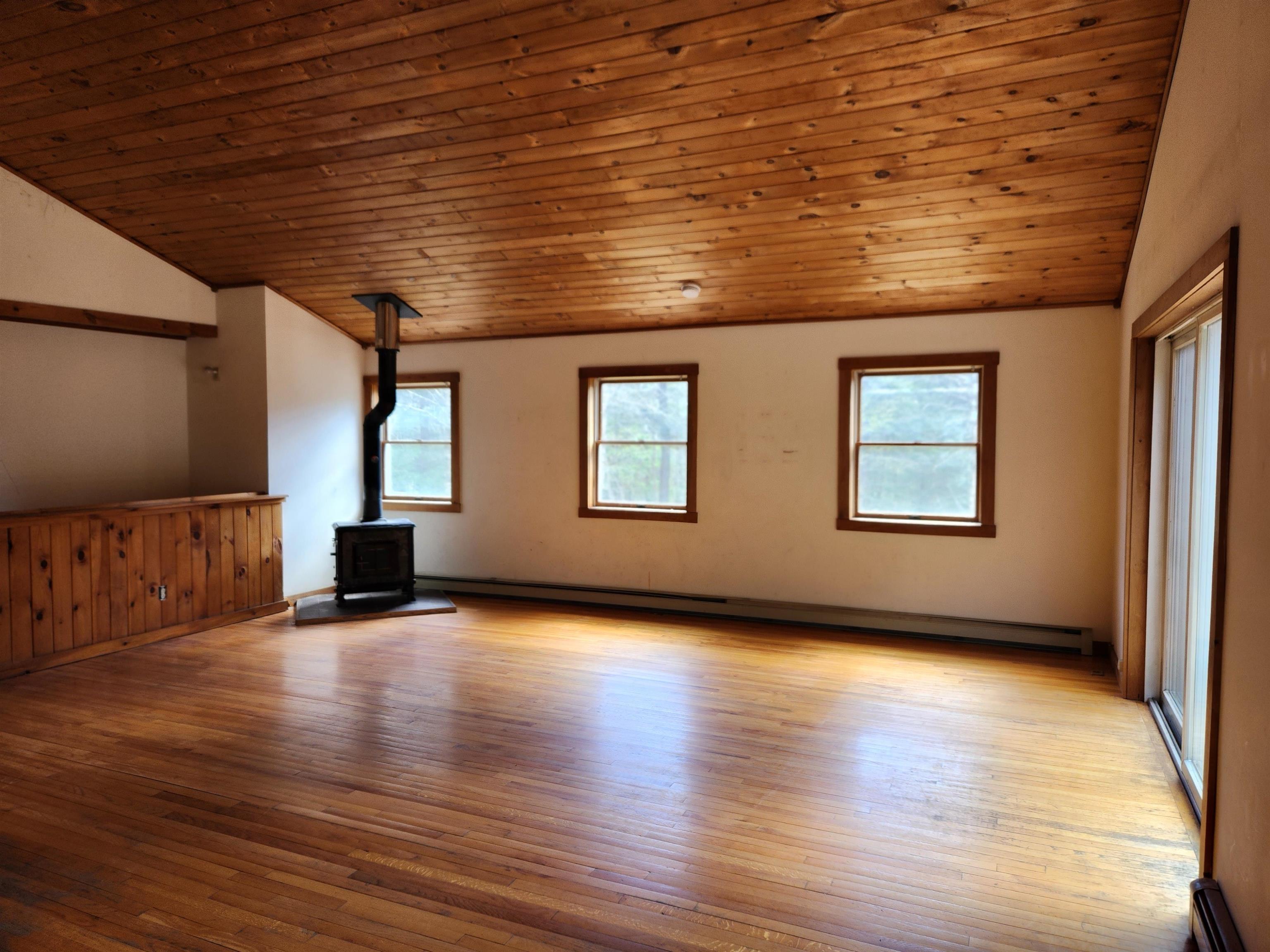 429 Alpine View Road Stowe, VT 05672 - Photo 14 of 54