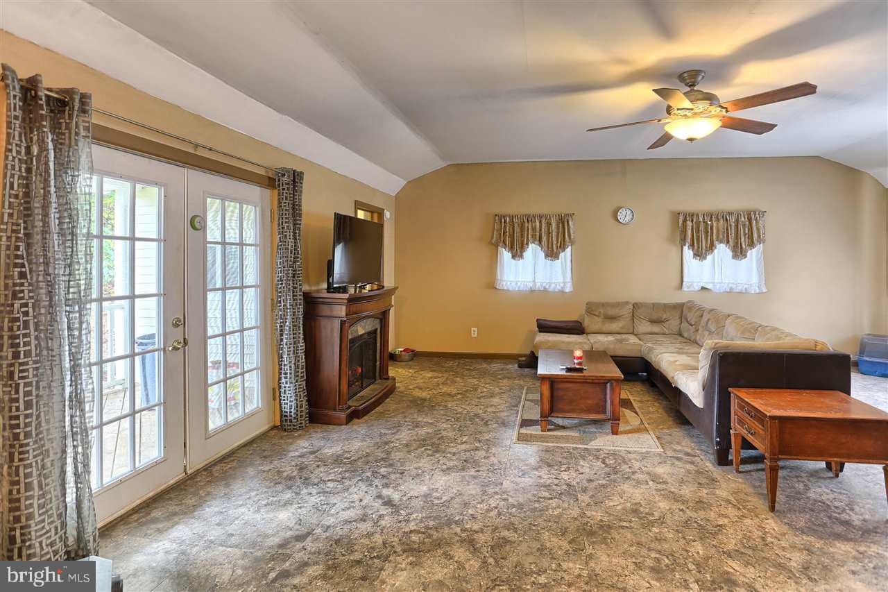 1790 Old Trail Road Liverpool, PA 17045 - Photo 8 of 25 Gallery Image 8