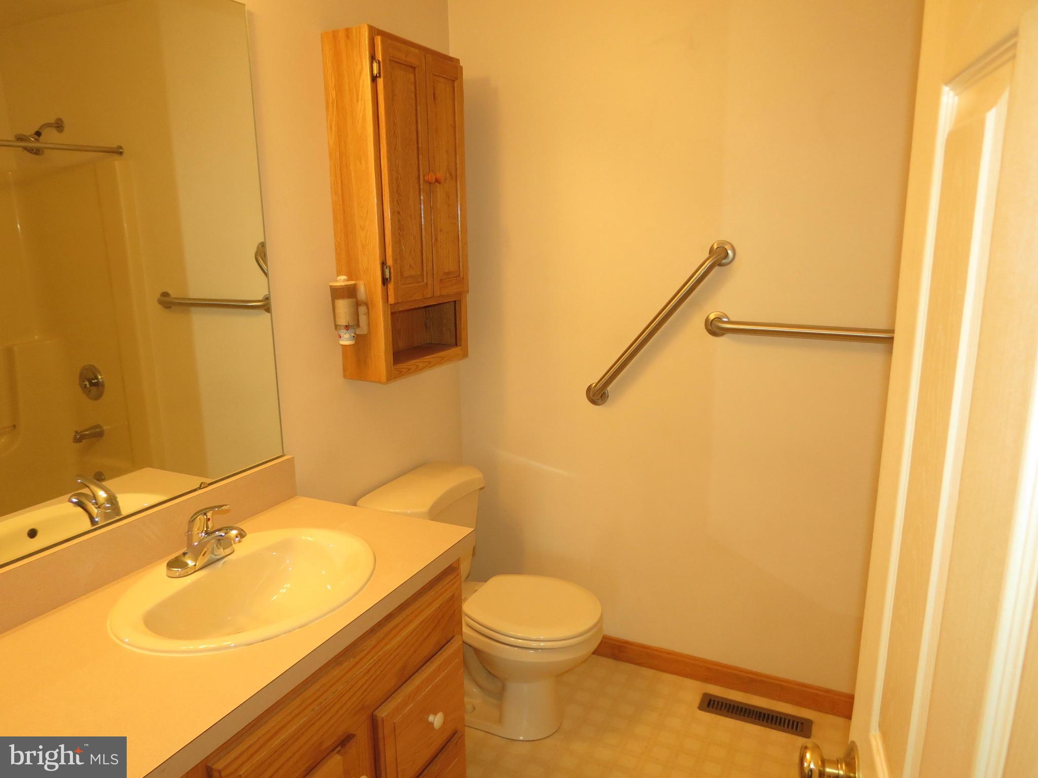 641 Oak Tree Road Sykesville, MD 21784 - Photo 15 of 30 Bath