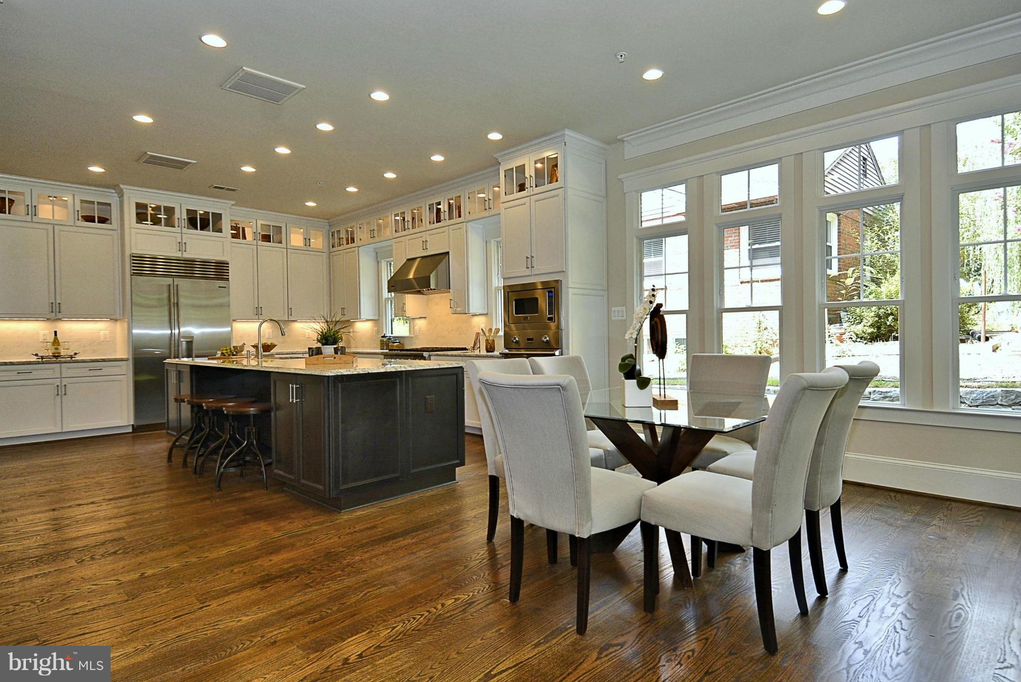 8519 Pelham Road Bethesda, MD 20817 - Photo 6 of 27 Interior (General)