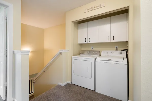 $2,595 | 6459 Regency Lane, Eden Prairie, MN 55344