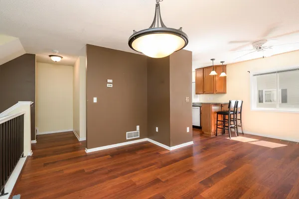 $2,595 | 6459 Regency Lane, Eden Prairie, MN 55344