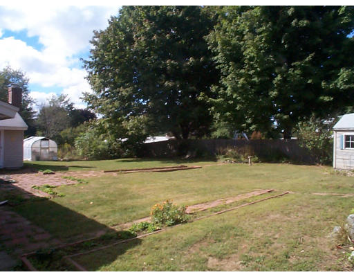 8 Iroquois Road Danvers, MA 01923 - Photo 12 of 20 Gallery Image 12