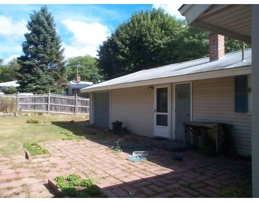 8 Iroquois Road Danvers, MA 01923 - Photo 16 of 20 Gallery Image 16