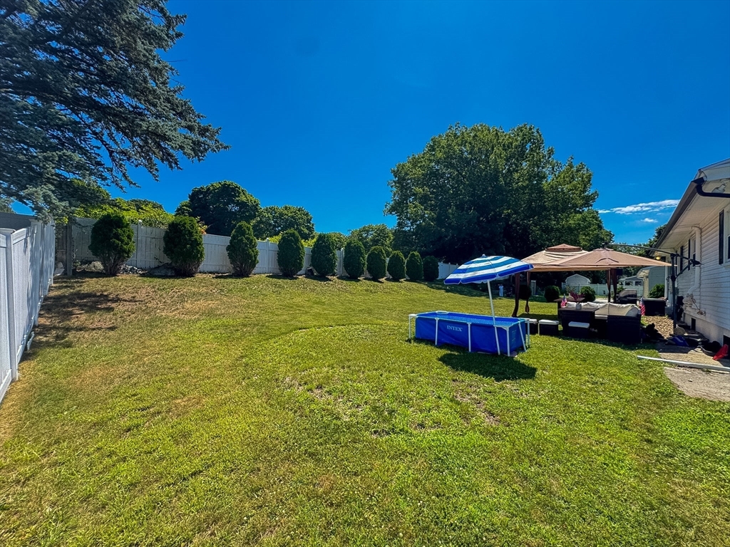 8 Francella Road Methuen, MA 01844 - Photo 9 of 42