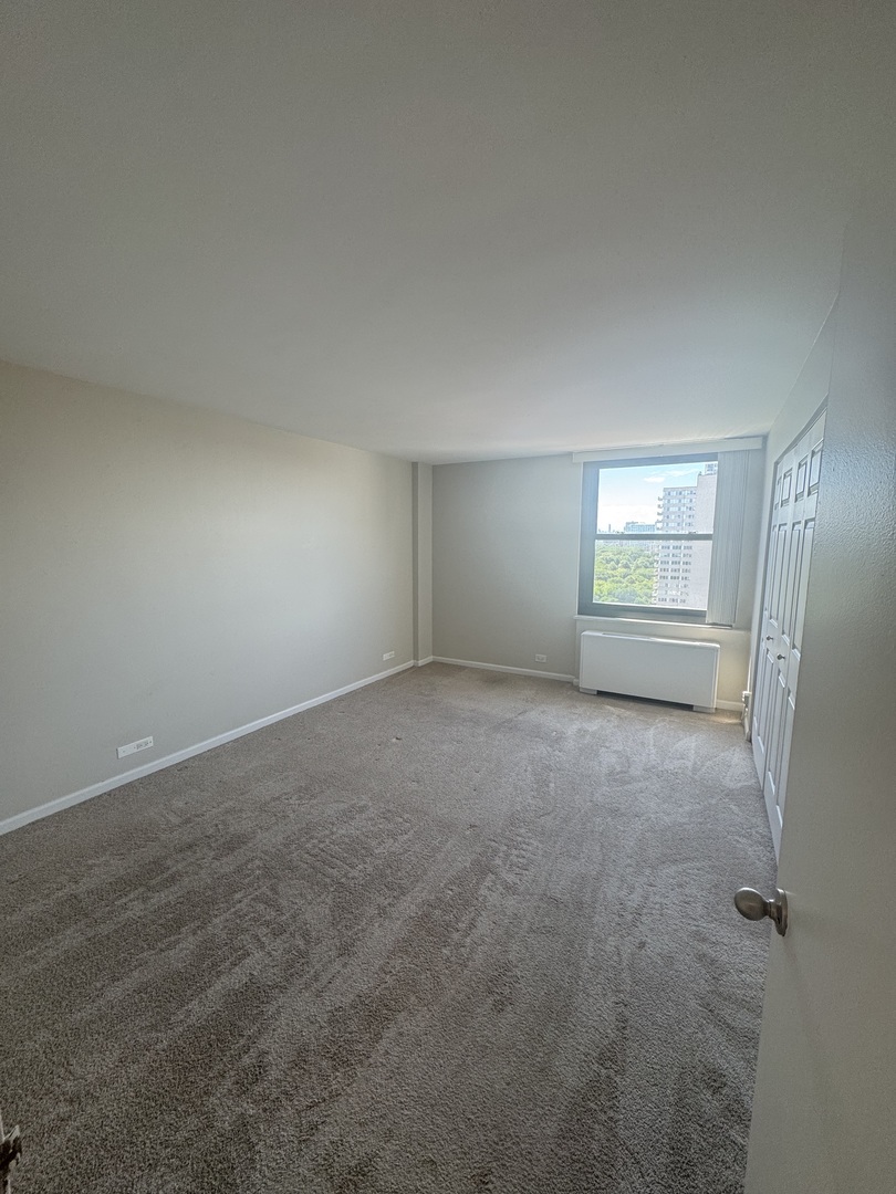 5701 North Sheridan Road, Unit 17S Chicago, IL 60660 - Photo 6 of 10