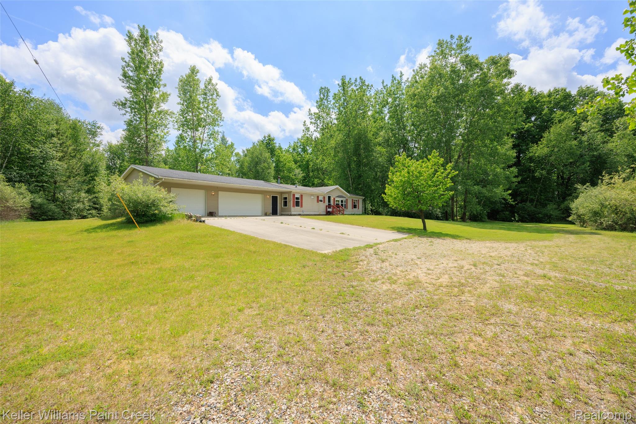 2457 West Harrington Road Croswell, MI 48422 - Photo 27 of 42 2457 W Harrington 33.jpg