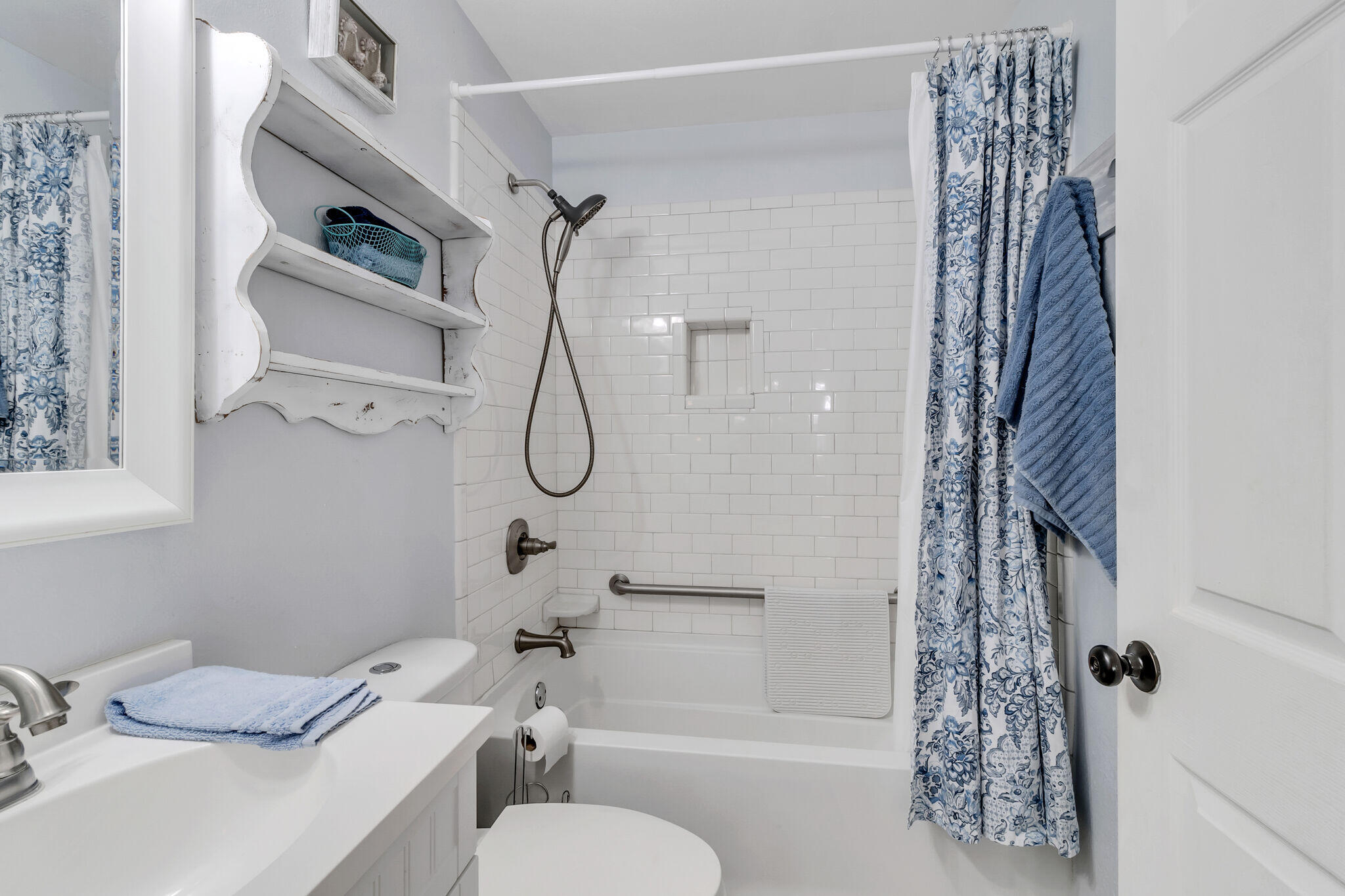 44 Vicki Street Santa Rosa Beach, FL 32459 - Photo 18 of 41 a bathroom with a sink toilet and shower