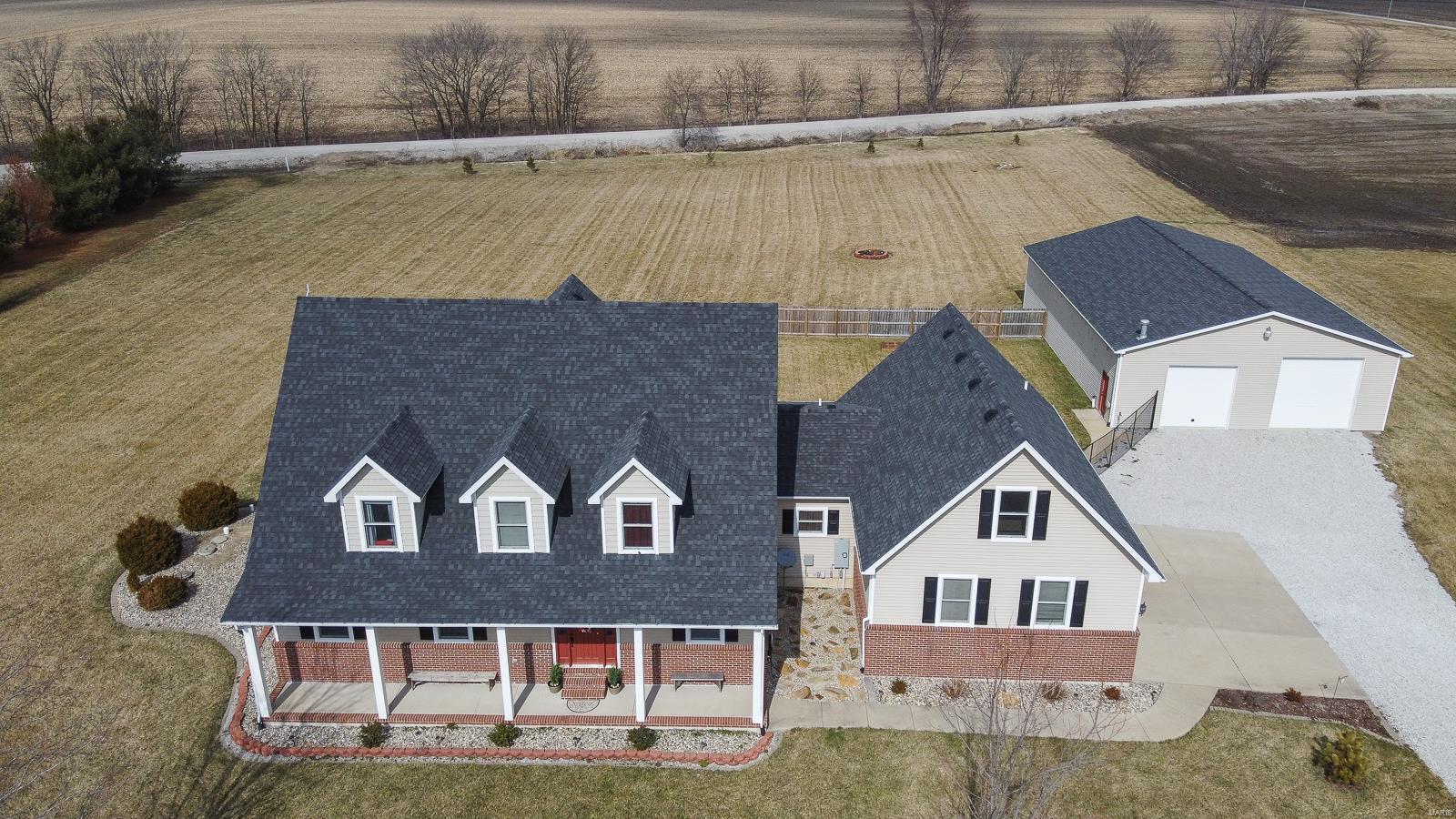 8643 Fruit Road Edwardsville, IL 62025 - Photo 1 of 89