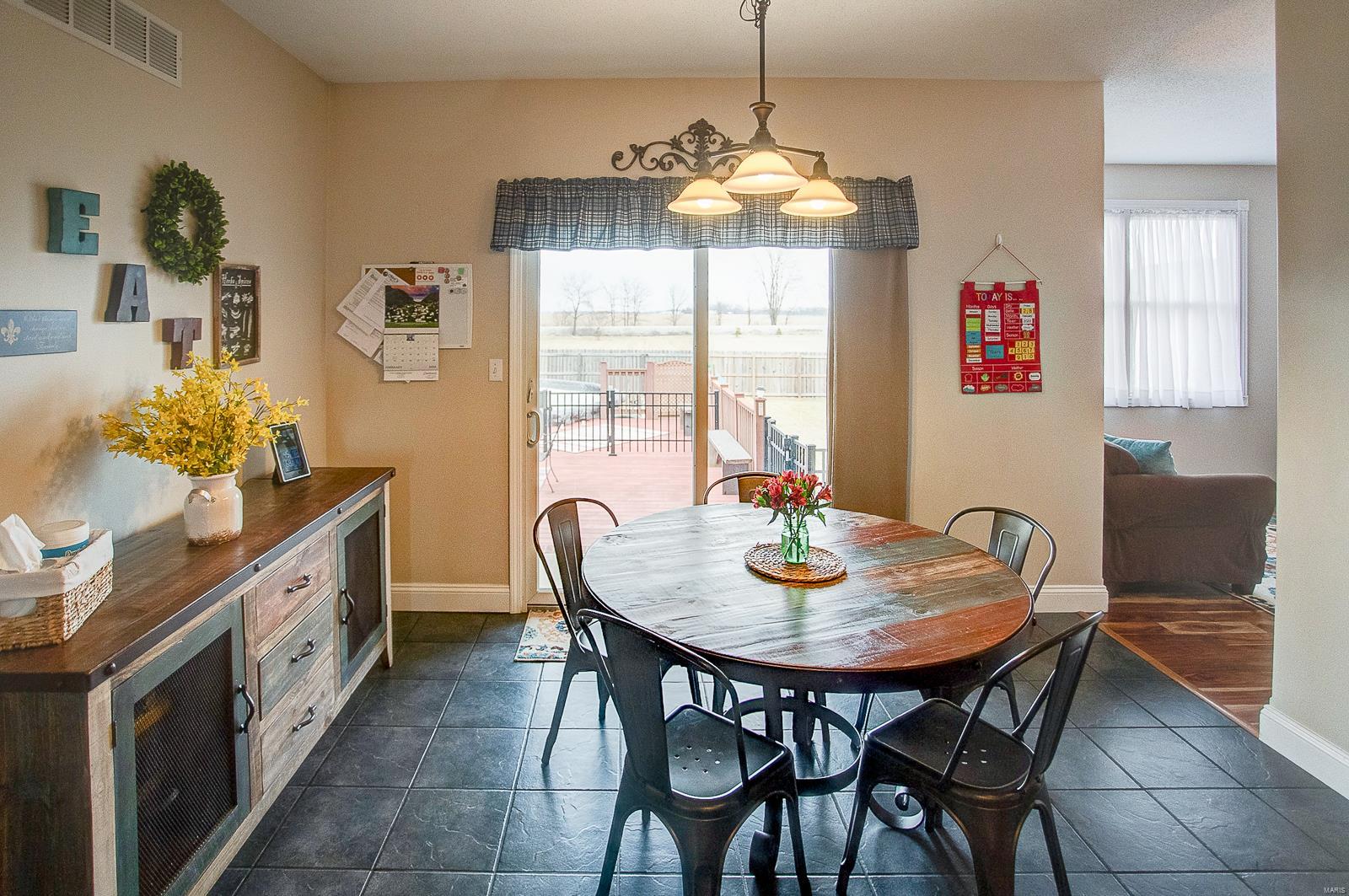 8643 Fruit Road Edwardsville, IL 62025 - Photo 19 of 89