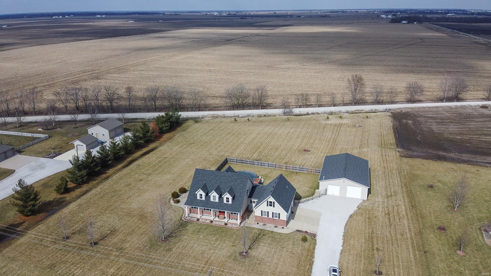8643 Fruit Road Edwardsville, IL 62025 - Photo 3 of 89