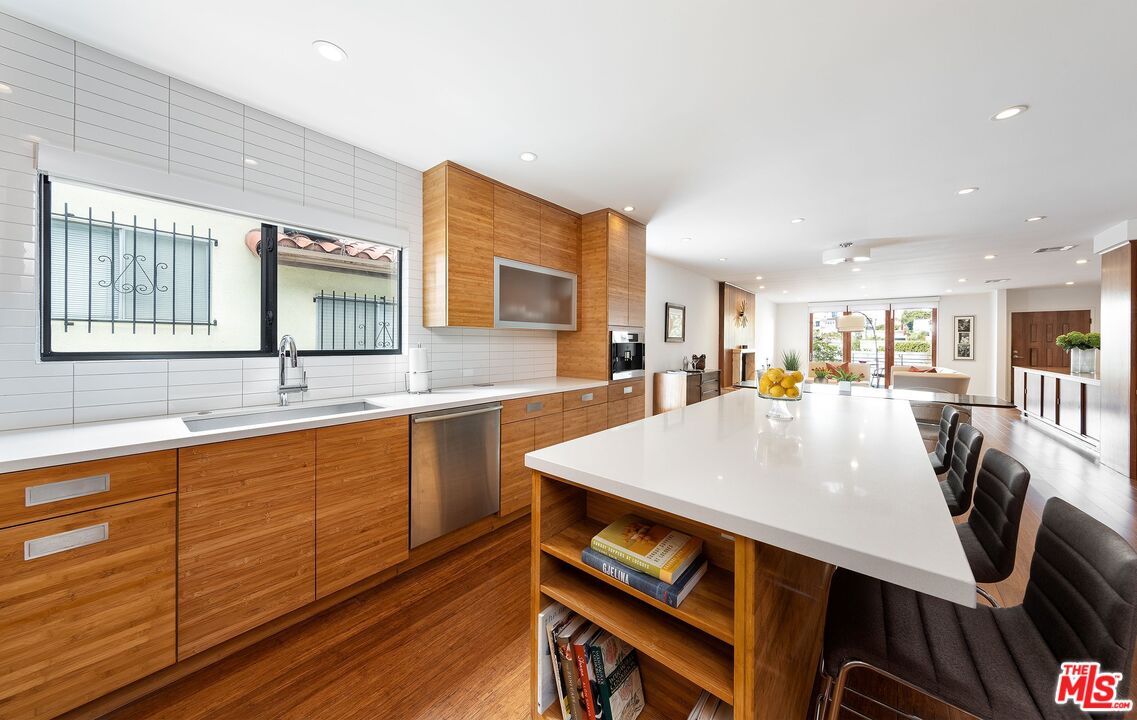 7826 West 80th Street Playa del Rey, CA 90293 - Photo 15 of 41