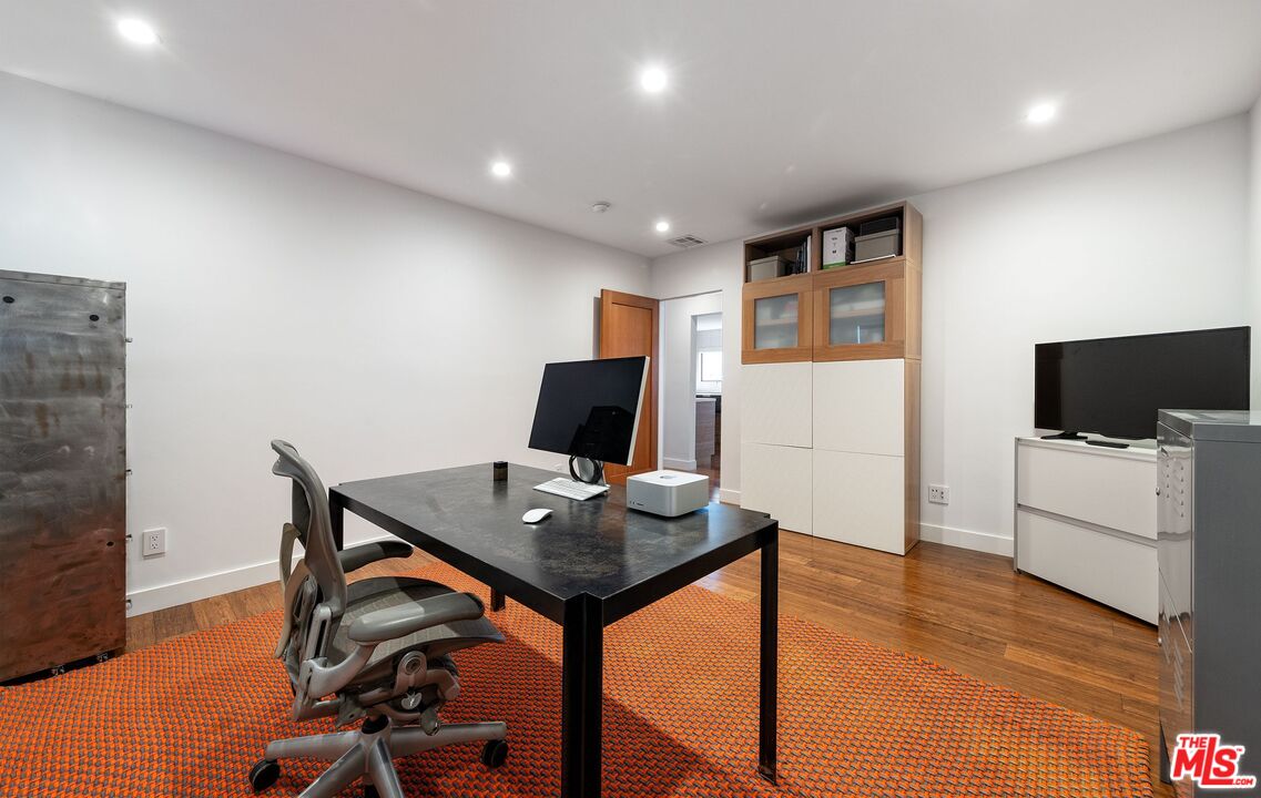 7826 West 80th Street Playa del Rey, CA 90293 - Photo 21 of 41