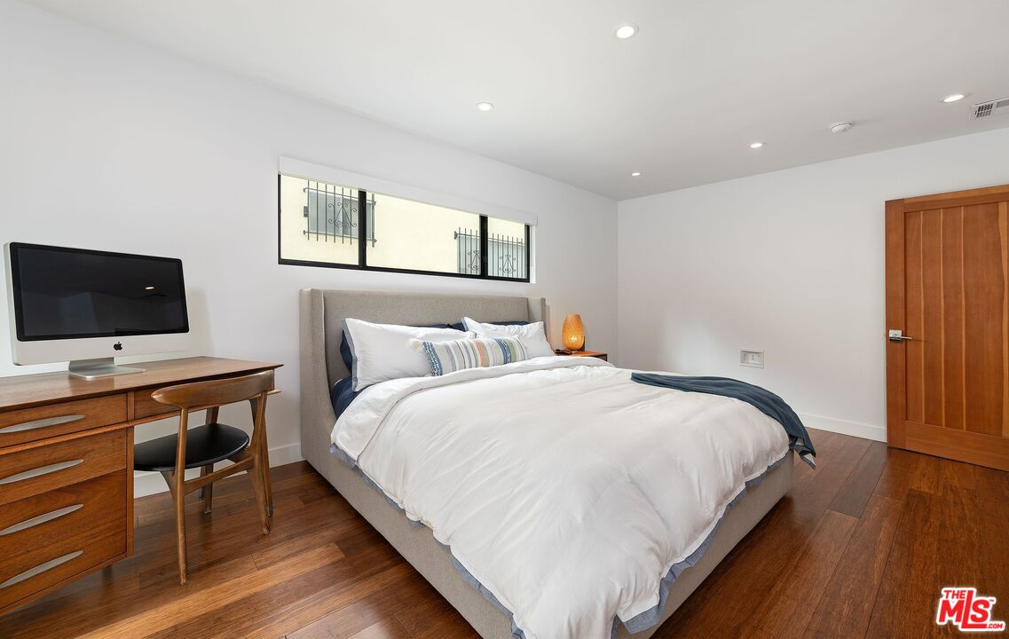 7826 West 80th Street Playa del Rey, CA 90293 - Photo 24 of 41