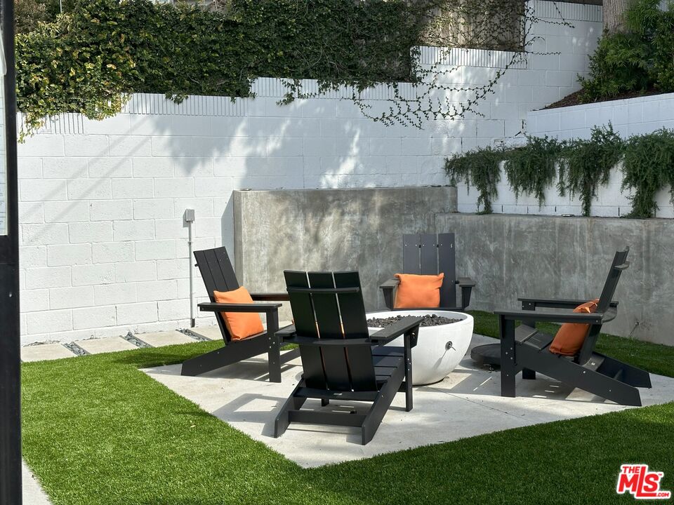 7826 West 80th Street Playa del Rey, CA 90293 - Photo 38 of 41