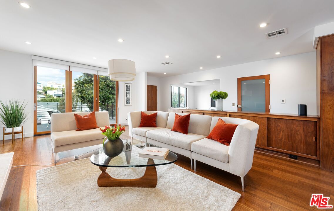 7826 West 80th Street Playa del Rey, CA 90293 - Photo 7 of 41