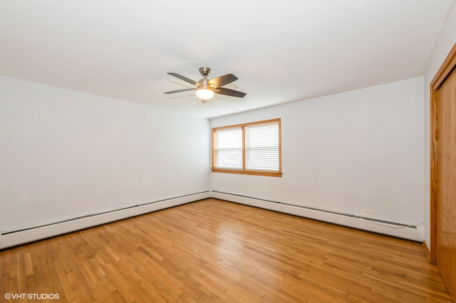 50 West Avenue, Unit 1N Riverside, IL 60546 - Photo 7 of 13