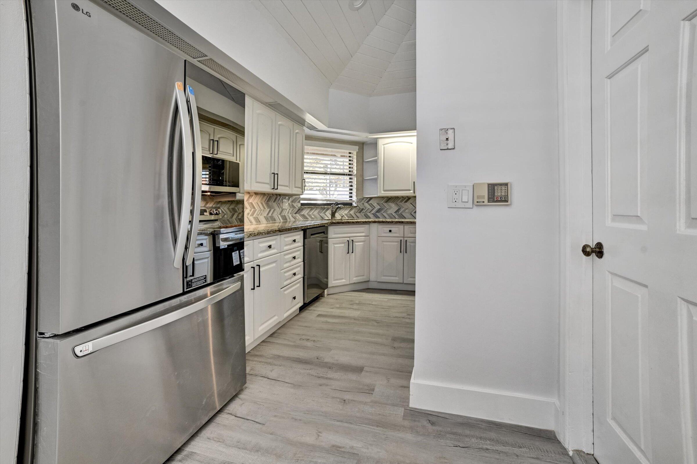 22537 Meridiana Drive Boca Raton, FL 33433 - Photo 13 of 50 12-22537 Meridian Drive-12