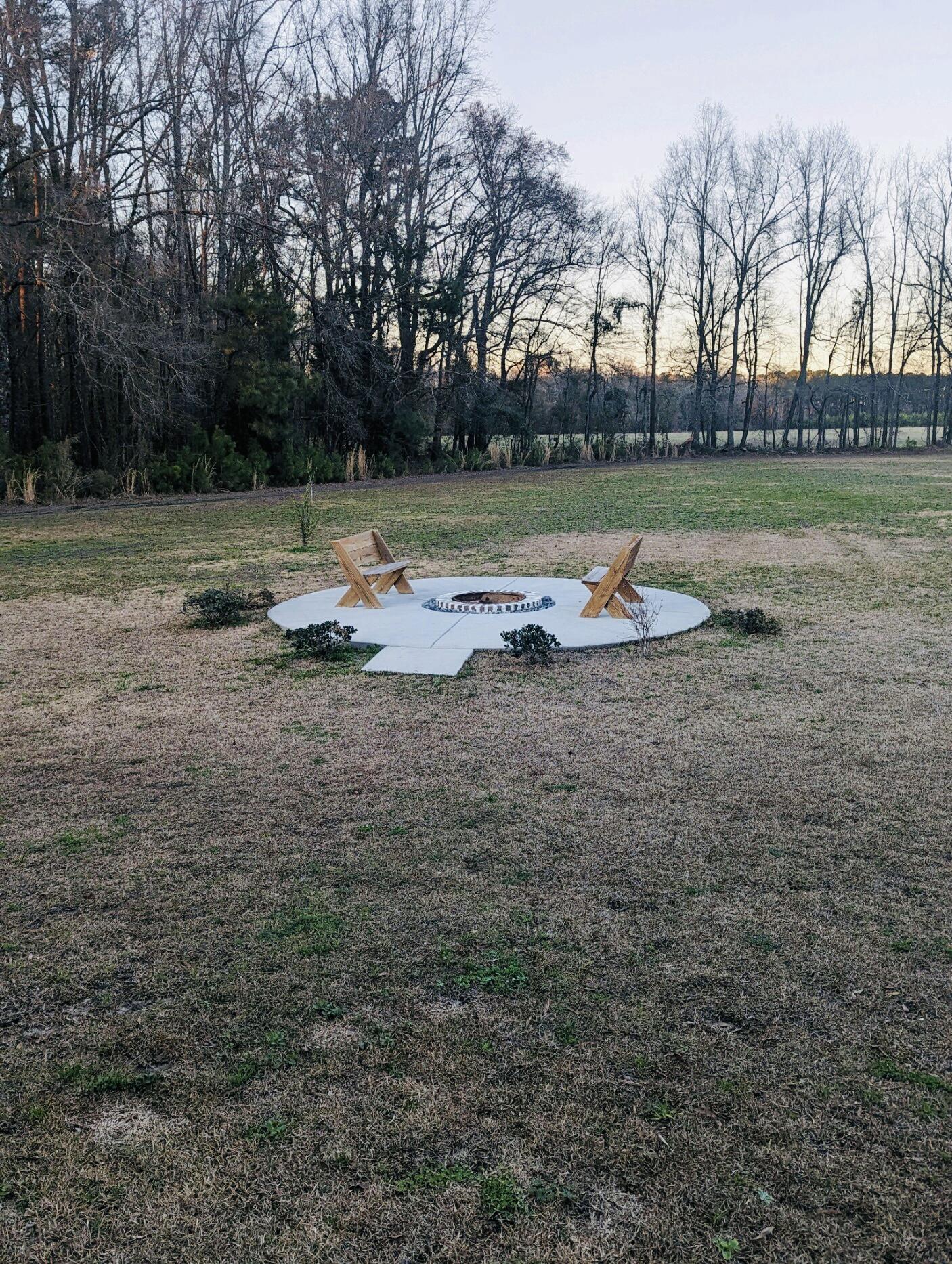 328 Deep Woods Road St. George, SC 29477 - Photo 5 of 15 PXL_20240129_224235309