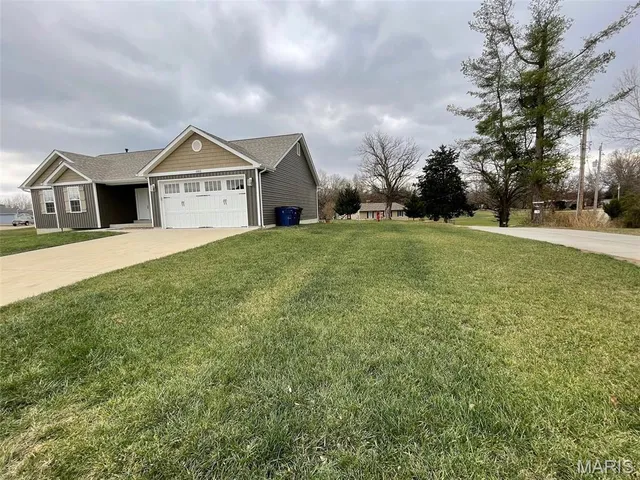 $335,000 | 1102 Stone Henge Court, Pevely, MO 63070