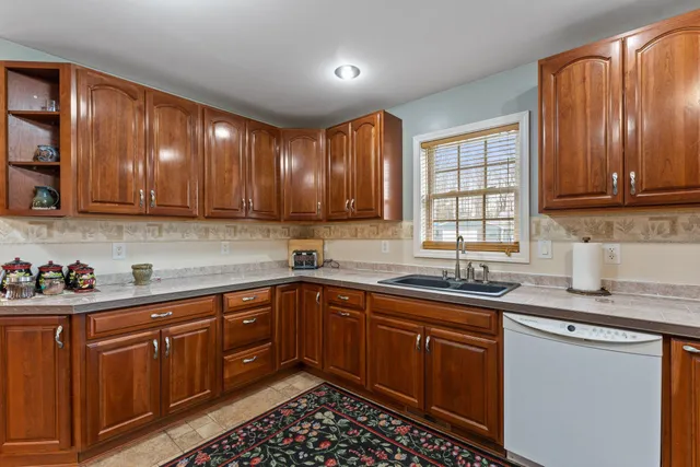 $435,000 | 22301 Forest Avenue, Cassopolis, MI 49031