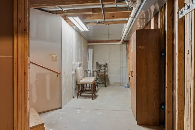 $435,000 | 22301 Forest Avenue, Cassopolis, MI 49031