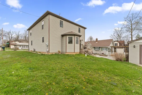 $435,000 | 22301 Forest Avenue, Cassopolis, MI 49031