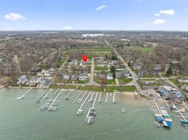 $435,000 | 22301 Forest Avenue, Cassopolis, MI 49031