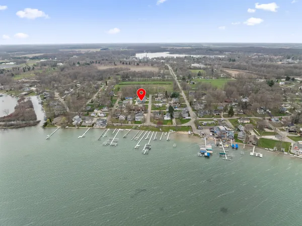 $435,000 | 22301 Forest Avenue, Cassopolis, MI 49031