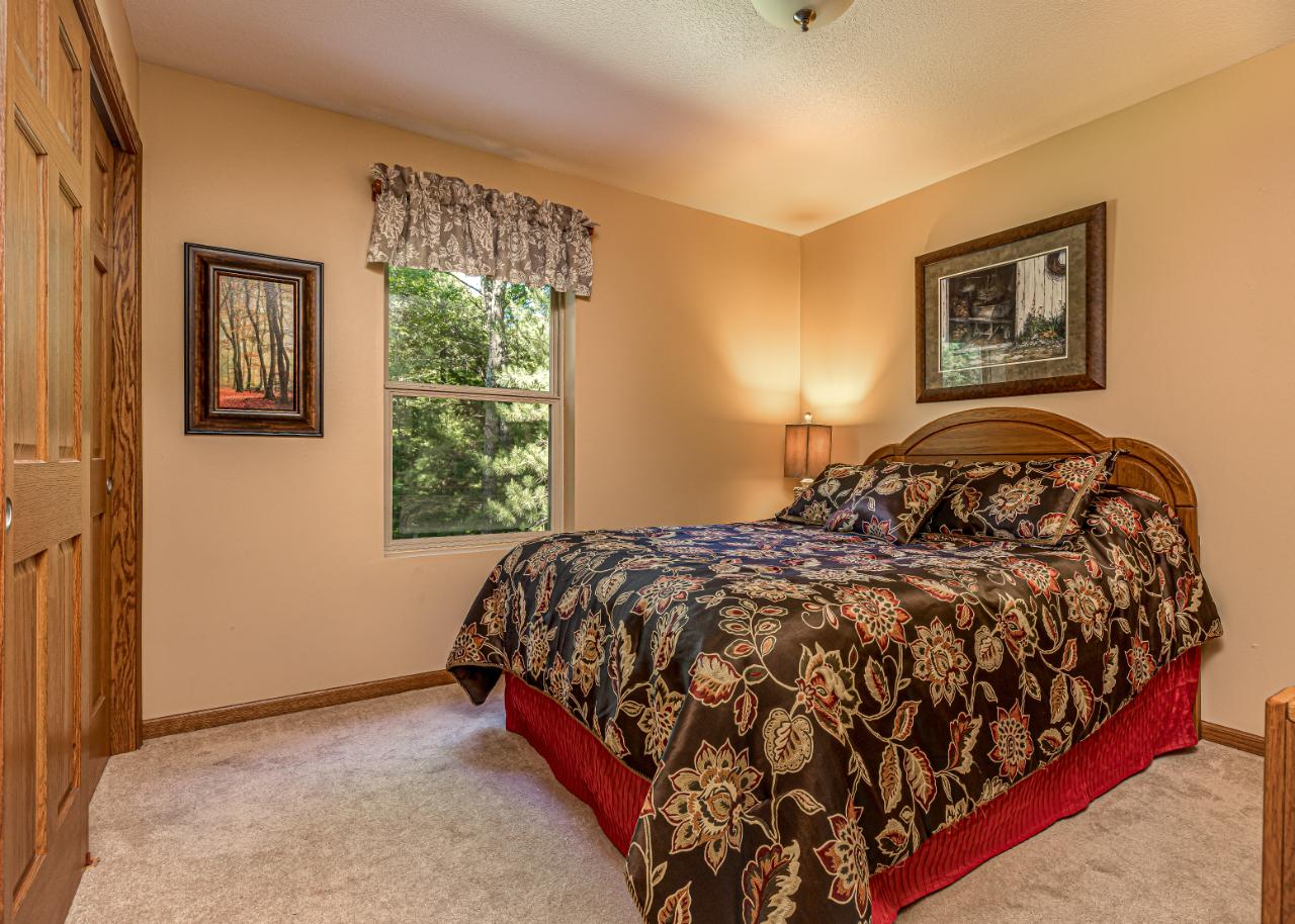 9992 Ridgewood Drive Minocqua, WI 54548 - Photo 10 of 31 Gallery Image 10