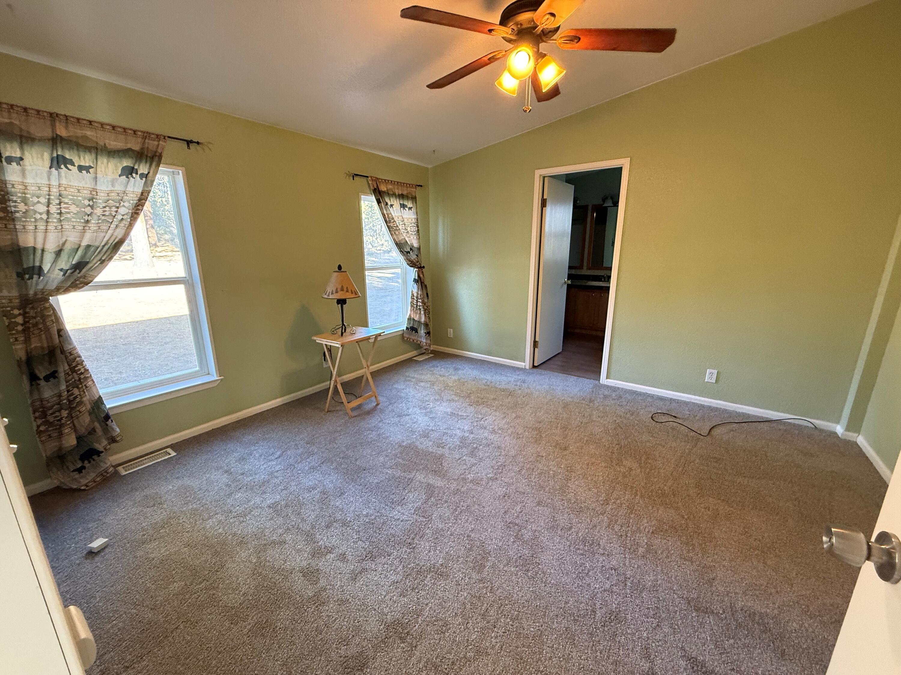 7623 Prairie Dog Drive Bonanza, OR 97623 - Photo 22 of 51 Primary Bedroom