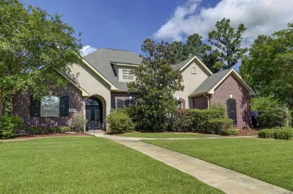 $445,000 | 5865 Brooke Flower Lane, Lake Charles, LA 70605