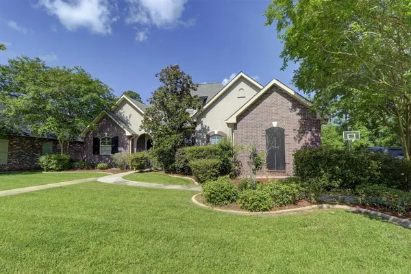 $445,000 | 5865 Brooke Flower Lane, Lake Charles, LA 70605