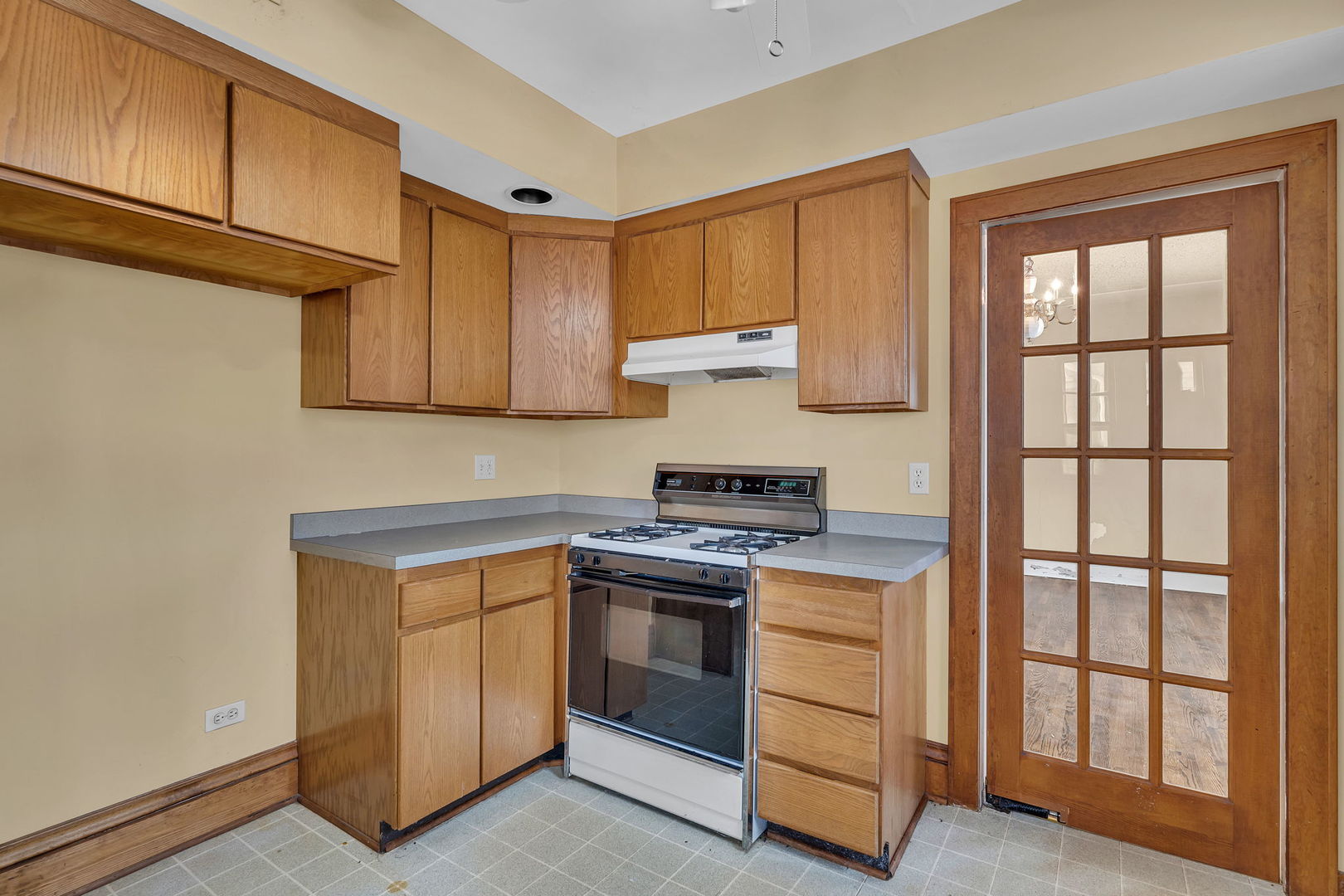 1210 West Acres Road Joliet, IL 60435 - Photo 8 of 22 Gallery Image 8