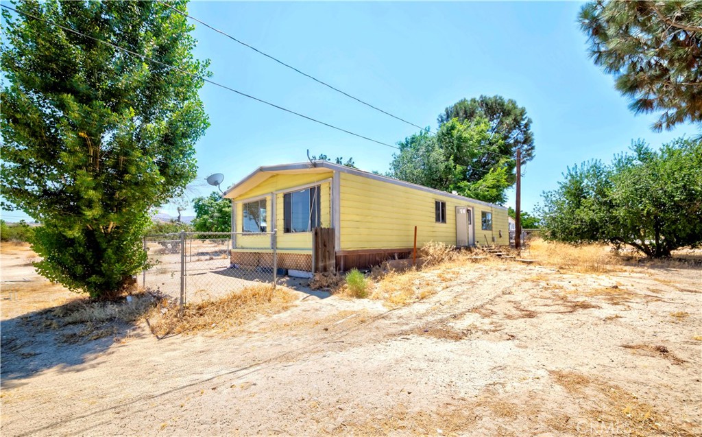 4190 Nielson Road Phelan, CA 92371 - Photo 1 of 27 Gallery Image 1