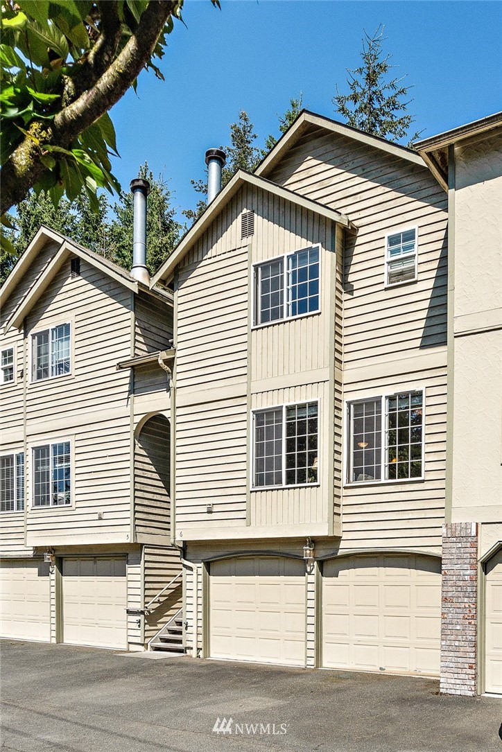 23317 Edmonds Way, Unit 6 Edmonds, WA 98026 - Photo 1 of 20 Gallery Image 1