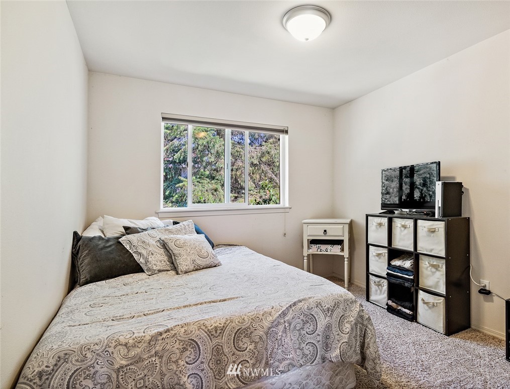 23317 Edmonds Way, Unit 6 Edmonds, WA 98026 - Photo 15 of 20 Gallery Image 15