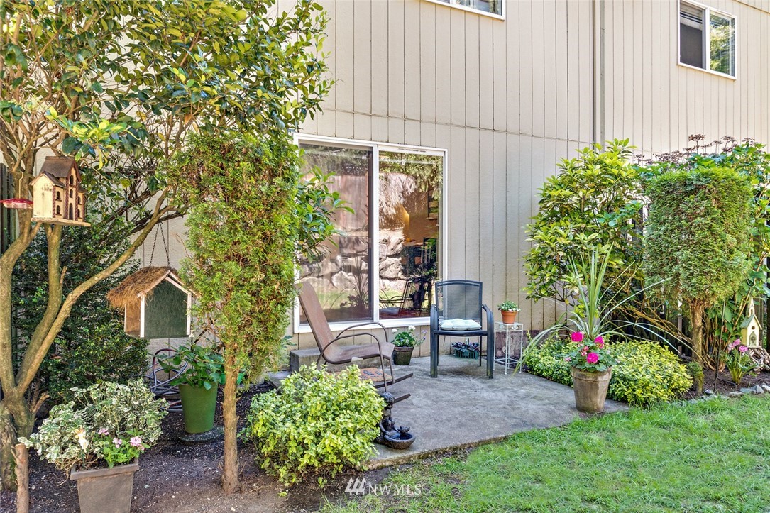 23317 Edmonds Way, Unit 6 Edmonds, WA 98026 - Photo 19 of 20 Gallery Image 19