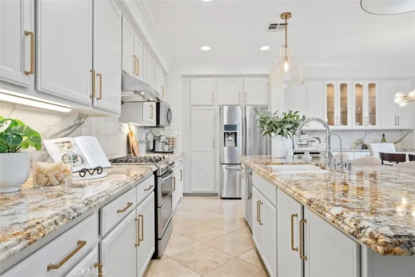 $1,749,000 | 6 Bainbridge Avenue, Ladera Ranch, CA 92694