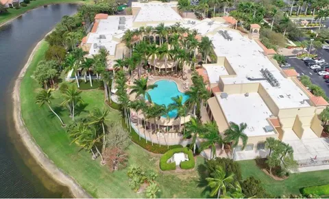 $299,000 | 5746 Crystal Shores Drive, Unit 307, Boynton Beach, FL 33437
