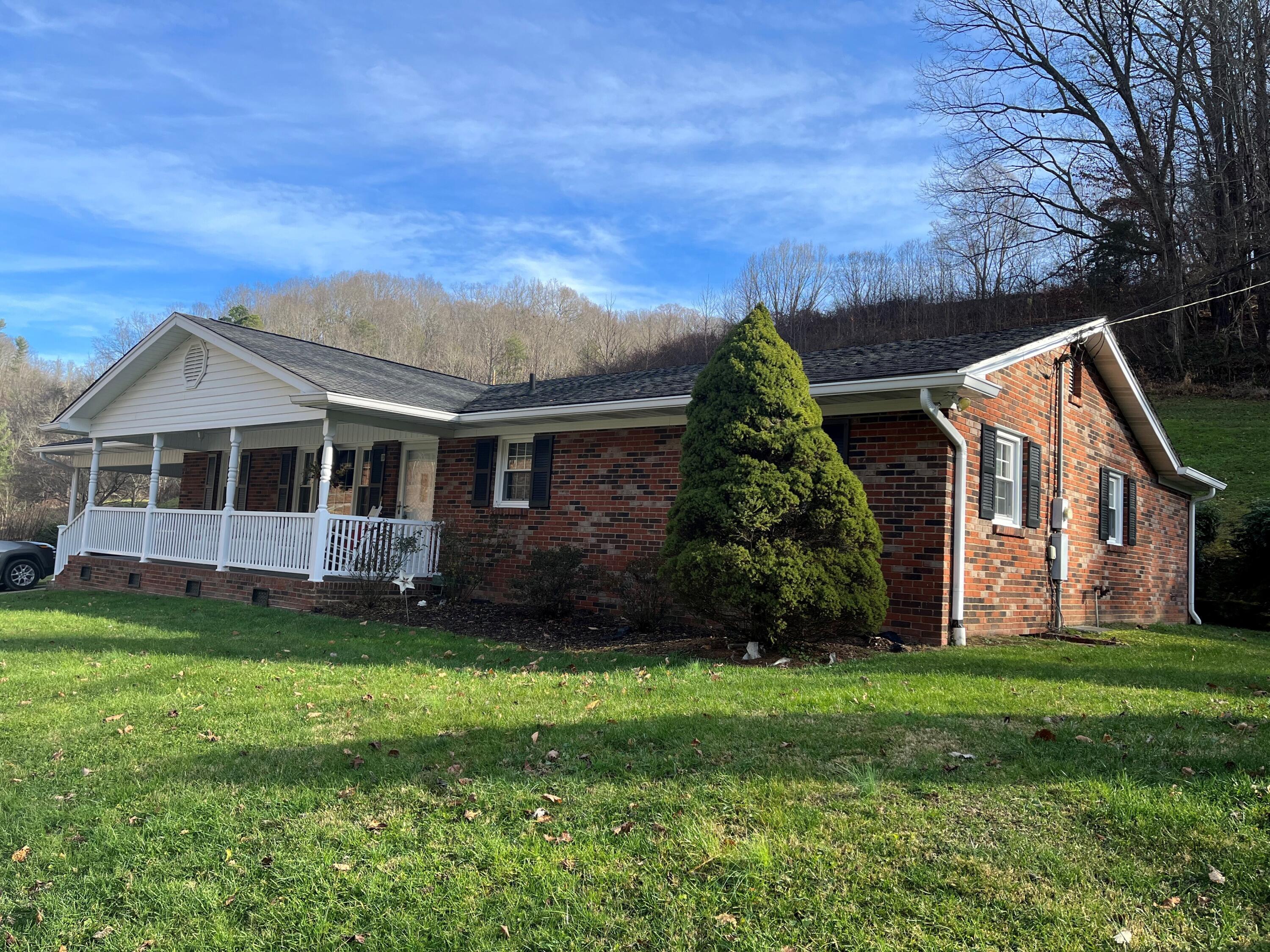 245 Long Hollow Road Elizabethton, TN 37643 - Photo 3 of 36 245 lh33