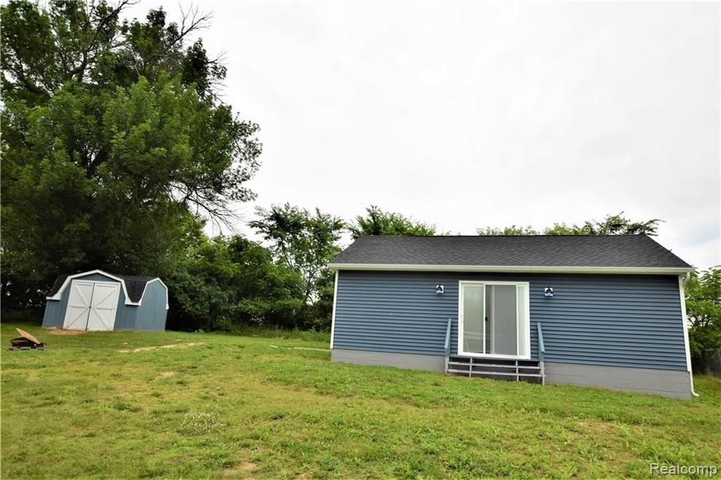1135 Stonehenge Road Flint, MI 48532 - Photo 20 of 20