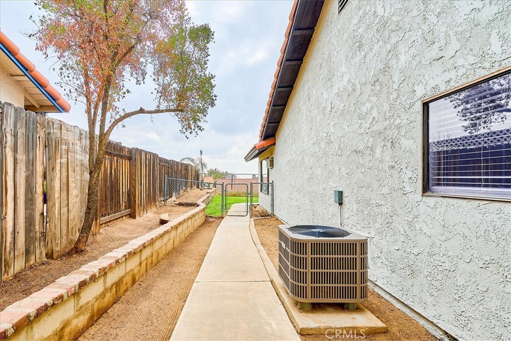 24607 Skyland Drive Moreno Valley, CA 92557 - Photo 31 of 37