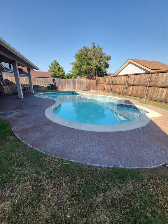 7711 Rochester Lane Arlington, TX 76002 - Photo 31 of 33